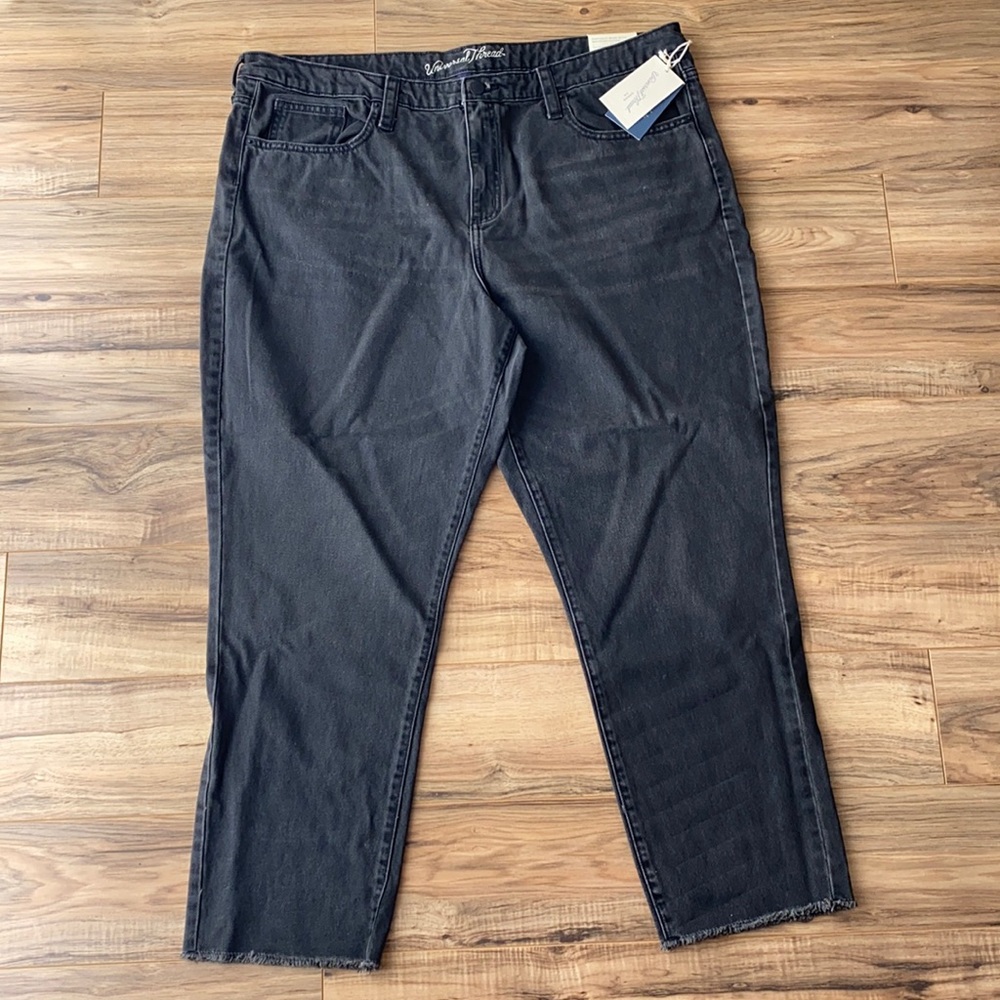 Universal Thread black jeans NWT